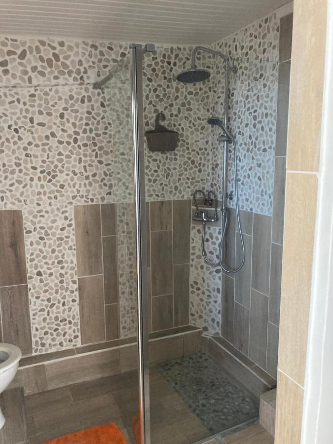 Appartement Carambole à Trois-Rivières Extérieur photo